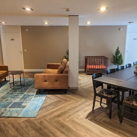 Gruppe Rothaarsteig - 2 Wohneinheiten By Interhome